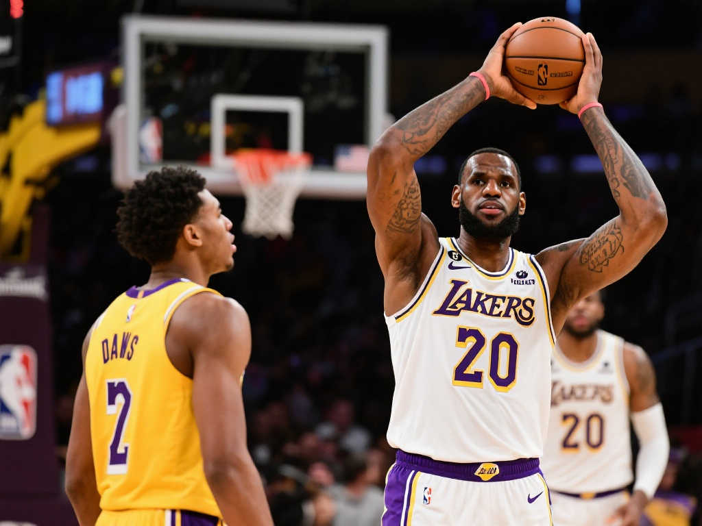 压制对手 压制对手